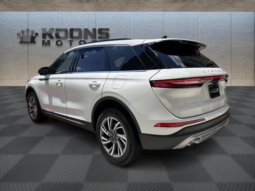 2025 Lincoln Corsair Premiere