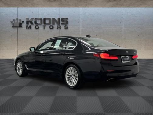 2021 BMW 540 i