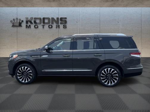 2022 Lincoln Navigator Black Label