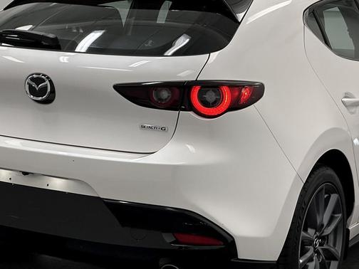 2022 Mazda Mazda3 FWD w/Select Package