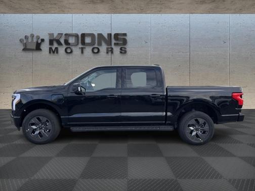 2025 Ford F-150 Lightning Flash