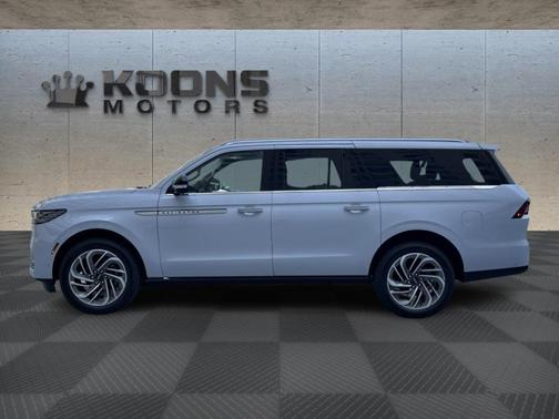 2025 Lincoln Navigator L Reserve