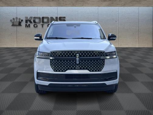 2025 Lincoln Navigator L Reserve