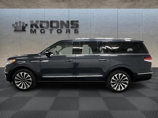 2022 Lincoln Navigator L Reserve