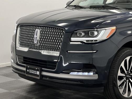 2022 Lincoln Navigator L Reserve