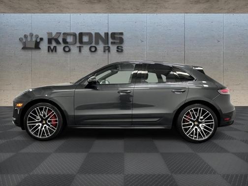 2023 Porsche Macan GTS