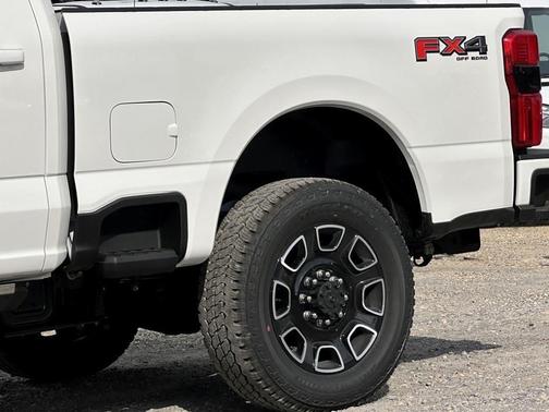 2025 Ford F-250 Platinum