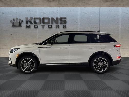 2025 Lincoln Corsair Premiere