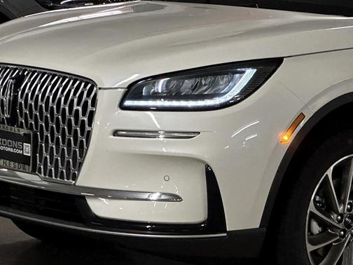 2025 Lincoln Corsair Premiere