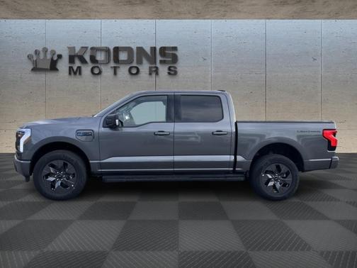 2025 Ford F-150 Lightning Flash