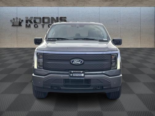 2025 Ford F-150 Lightning Flash