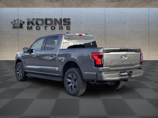 2025 Ford F-150 Lightning Flash