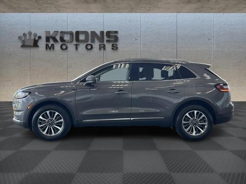 2022 Lincoln Nautilus Reserve