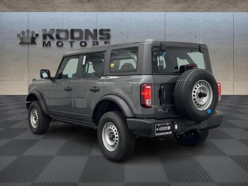 2025 Ford Bronco Base