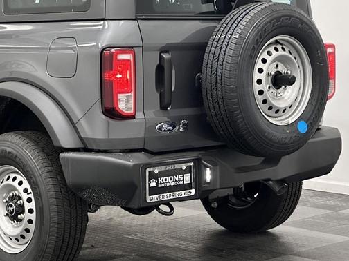 2025 Ford Bronco Base