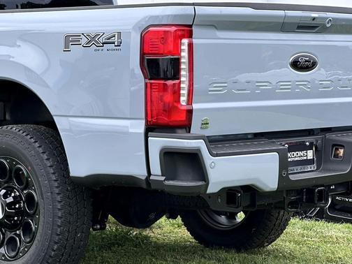 2025 Ford F-350 Lariat Super Duty