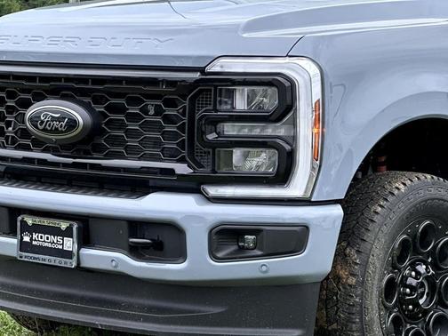 2025 Ford F-350 Lariat Super Duty