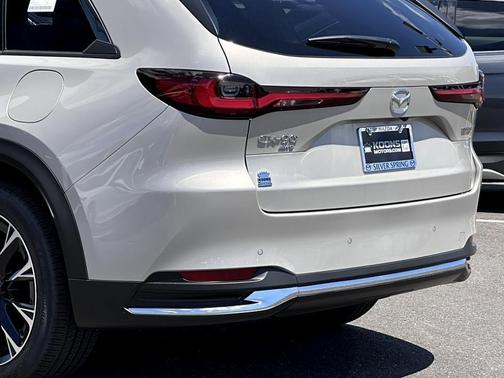 2024 Mazda CX-90 PHEV Premium Plus