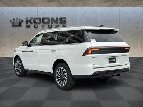 2025 Lincoln Navigator Black Label