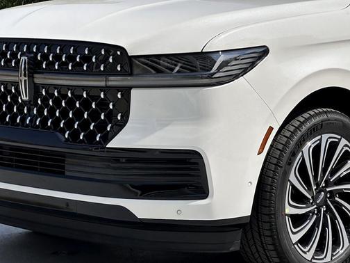 2025 Lincoln Navigator Black Label