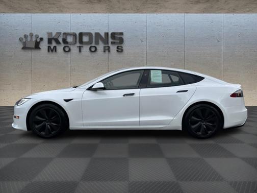 2022 Tesla Model S Base