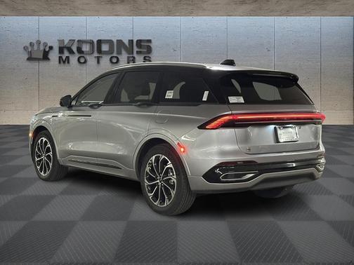 2025 Lincoln Nautilus Reserve
