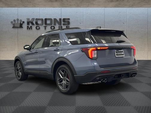 2025 Ford Explorer ST