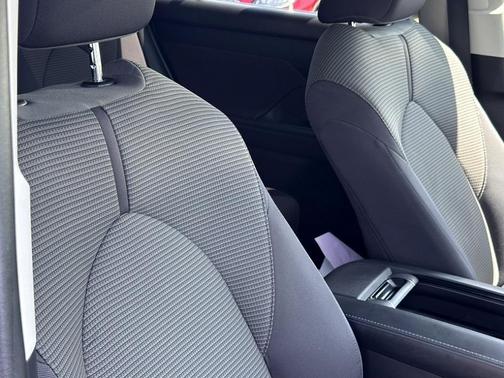 2022 Toyota Highlander L