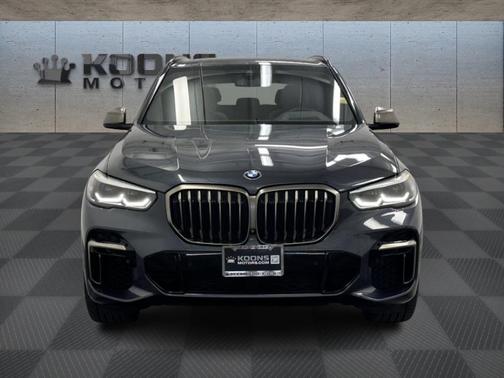 2022 BMW X5 M50i