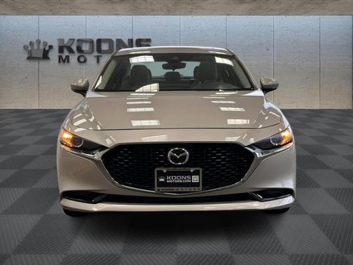 2022 Mazda Mazda3 FWD w/Preferred Package