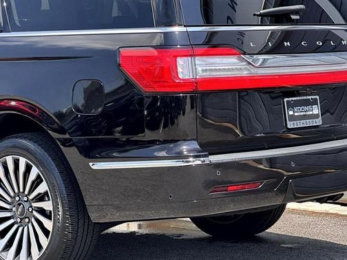 2021 Lincoln Navigator L Reserve