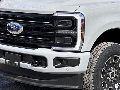2025 Ford F-250 Platinum