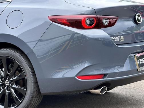 2025 Mazda Mazda3 2.5 S Carbon Edition