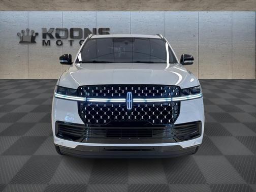 2025 Lincoln Navigator Black Label