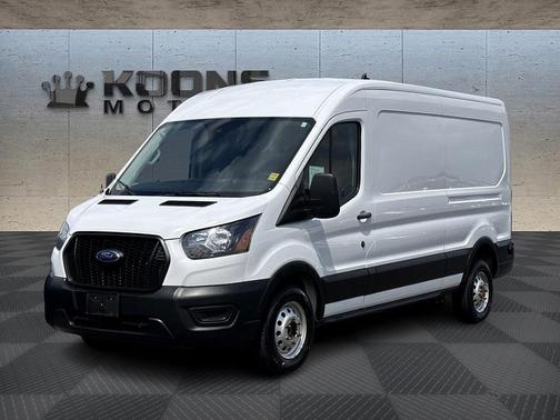 2024 Ford Transit-250 148 WB Medium Roof Cargo