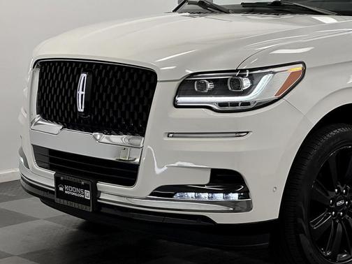 2023 Lincoln Navigator L Black Label