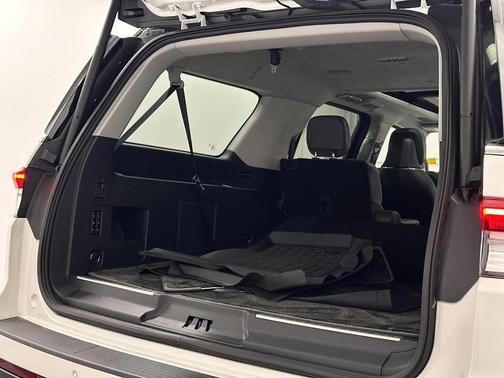 2023 Lincoln Navigator L Black Label