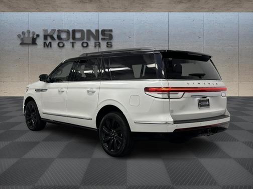2023 Lincoln Navigator L Black Label