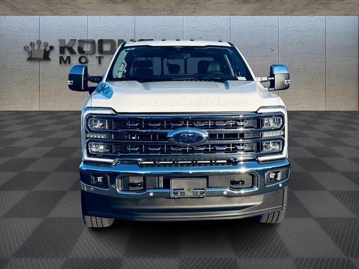 2025 Ford F-350 Lariat Super Duty