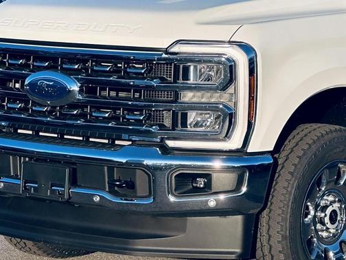 2025 Ford F-350 Lariat Super Duty