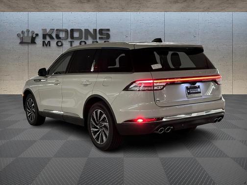 2025 Lincoln Aviator Premiere