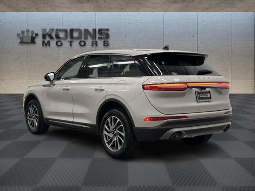 2022 Lincoln Corsair Standard