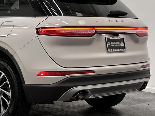 2022 Lincoln Corsair Standard