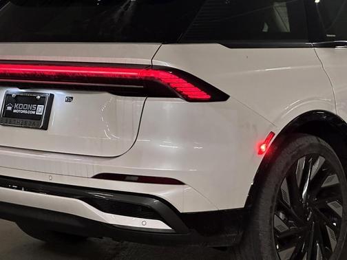2025 Lincoln Nautilus Reserve