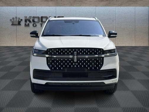 2025 Lincoln Navigator L Black Label