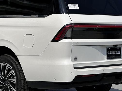 2025 Lincoln Navigator L Black Label