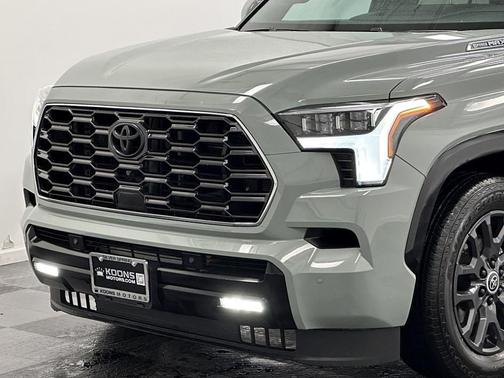 2024 Toyota Sequoia Platinum