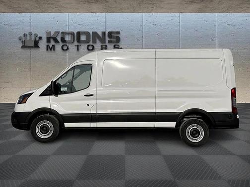 2025 Ford Transit-250 148 WB Medium Roof Cargo