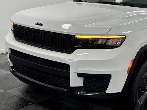 2021 Jeep Grand Cherokee L Laredo