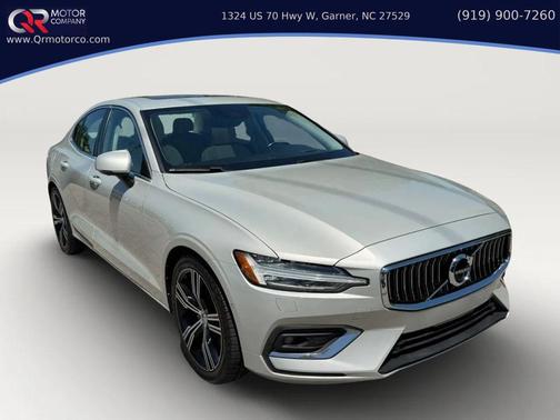2022 Volvo S60 T5